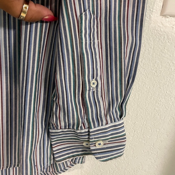 Button Up - Picture 6 of 7